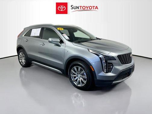 Argent Silver Metallic 2023 Cadillac XT4 Premium Luxury