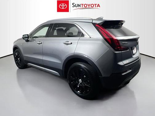 Argent Silver Metallic 2023 Cadillac XT4 Premium Luxury