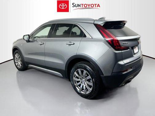 Argent Silver Metallic 2023 Cadillac XT4 Premium Luxury