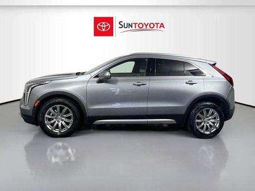 Argent Silver Metallic 2023 Cadillac XT4 Premium Luxury