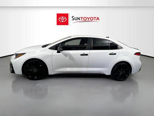 Super White 2021 Toyota Corolla SE