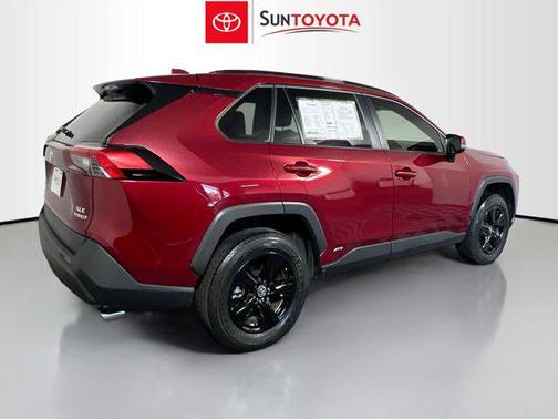 2024 Toyota RAV4 Hybrid XLE