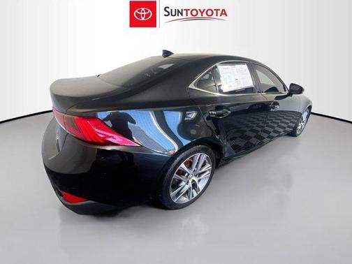 2018 Lexus IS 300 Base