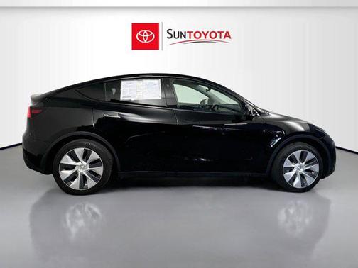 2024 Tesla Model Y Long Range Single Motor Rear-Wheel Drive