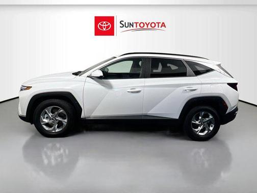 White Pearl 2024 Hyundai TUCSON SEL