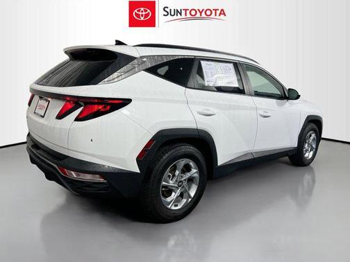 White Pearl 2024 Hyundai TUCSON SEL