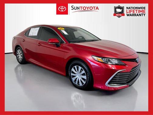 2024 Toyota Camry Hybrid LE