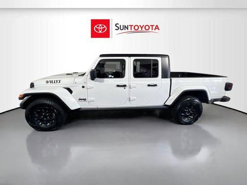 2023 Jeep Gladiator Willys 4x4
