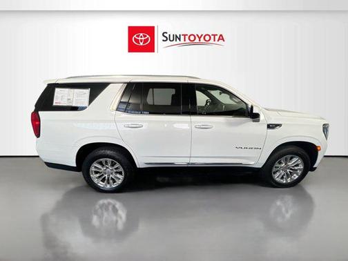 2022 GMC Yukon SLT