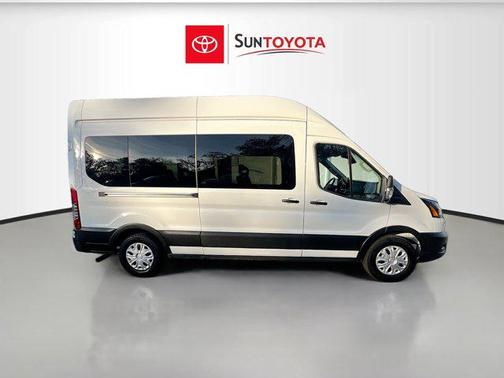 2025 Ford Transit-350 XLT