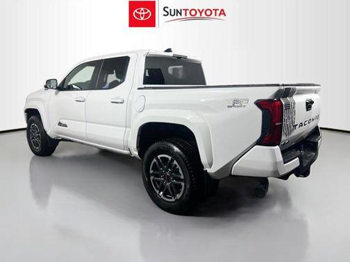 2024 Toyota Tacoma Hybrid TRD Sport