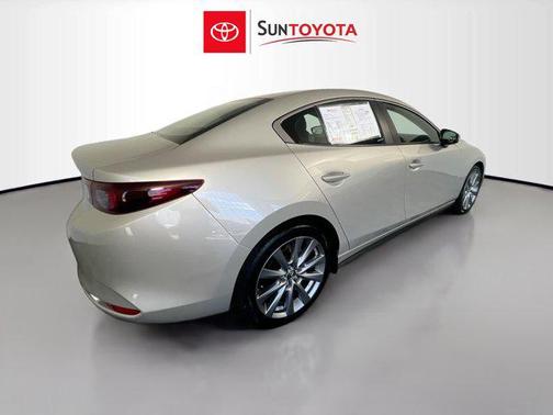 2022 Mazda Mazda3 FWD w/Select Package