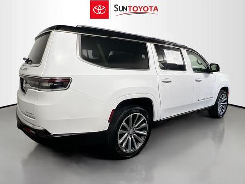 Bright White Clearcoat 2023 Jeep Grand Wagoneer L Series II 4x4