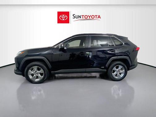 2024 Toyota RAV4 Hybrid SE