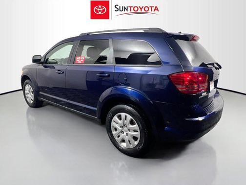 Contusion Blue Pearlcoat 2017 Dodge Journey SE