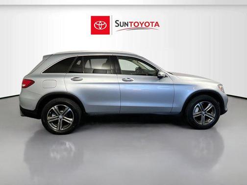 2017 Mercedes-Benz GLC 300 Base