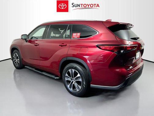 Ruby Flare Pearl 2020 Toyota Highlander XLE