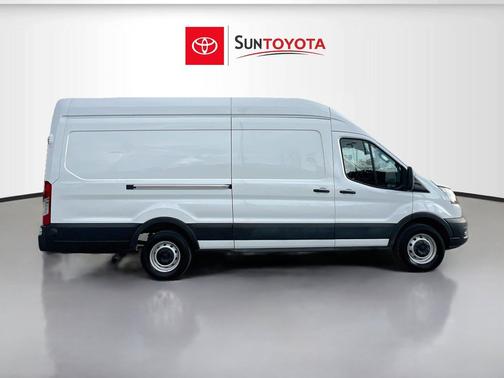Oxford White 2024 Ford Transit-250 Base