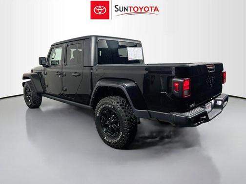 2022 Jeep Gladiator Willys 4x4