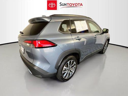 2024 Toyota Corolla Cross XLE