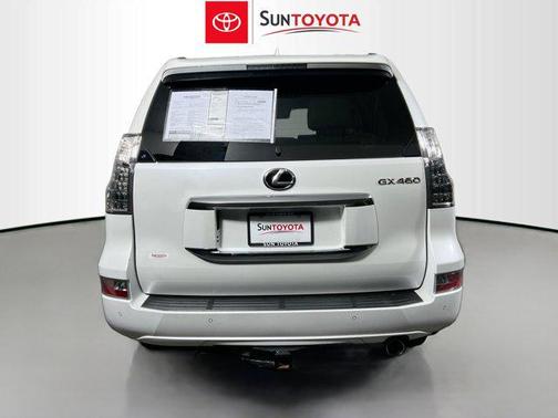 Starfire Pearl 2020 Lexus GX 460 Premium