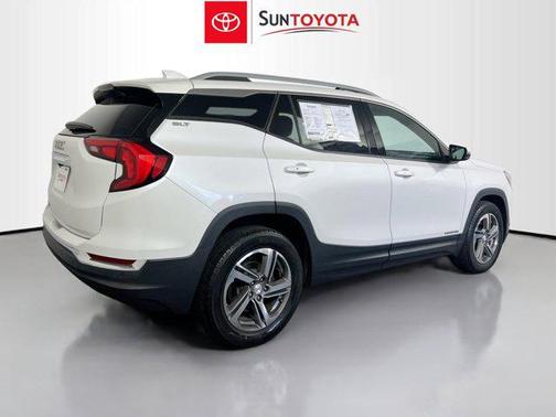 2021 GMC Terrain SLT