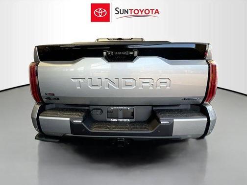 2025 Toyota Tundra Hybrid Platinum