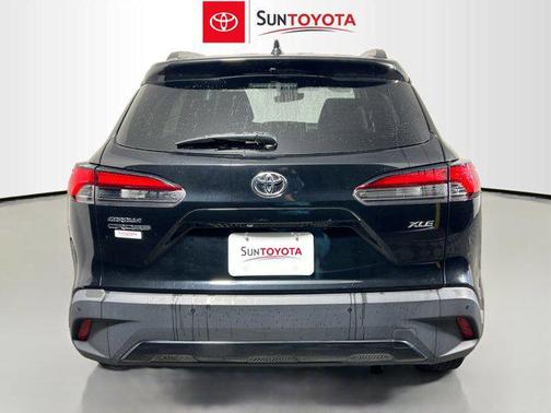 2022 Toyota Corolla Cross XLE