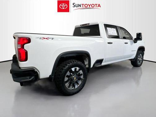 Summit White 2021 Chevrolet Silverado 2500 Custom