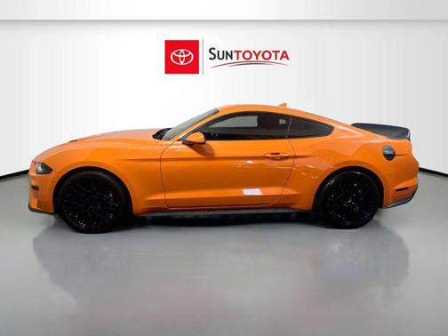 2020 Ford Mustang EcoBoost