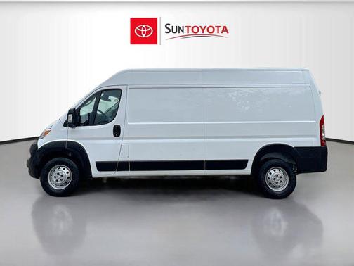 Bright White Clearcoat 2023 RAM ProMaster 2500 High Roof