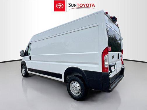 Bright White Clearcoat 2023 RAM ProMaster 2500 High Roof