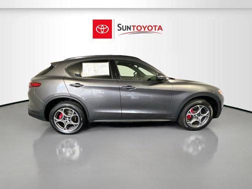 2022 Alfa Romeo Stelvio Sprint