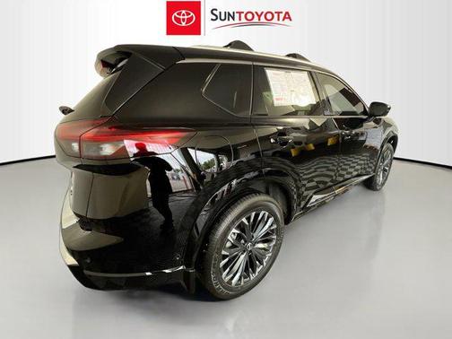 2025 Nissan Rogue Platinum