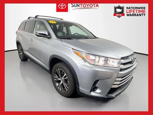 2019 Toyota Highlander LE I4