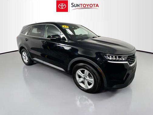 2022 Kia Sorento LX