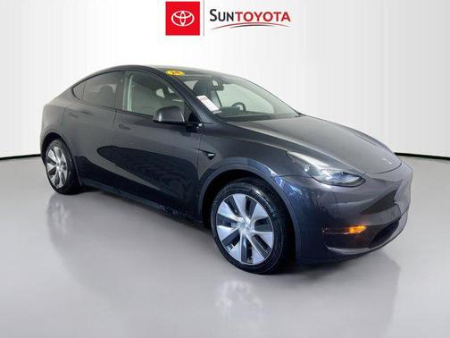 Stealth Gray 2024 Tesla Model Y Long Range Single Motor Rear-Wheel Drive
