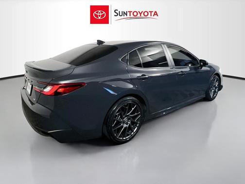Underground 2025 Toyota Camry SE