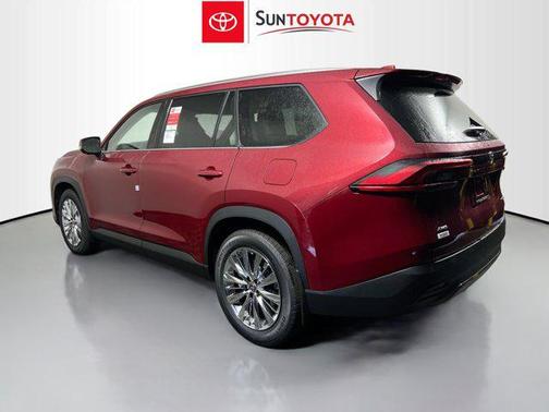 Ruby Flare Pearl 2026 Toyota Grand Highlander Platinum