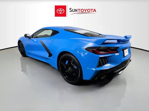Rapid Blue 2021 Chevrolet Corvette Stingray w/1LT