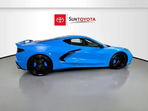 Rapid Blue 2021 Chevrolet Corvette Stingray w/1LT
