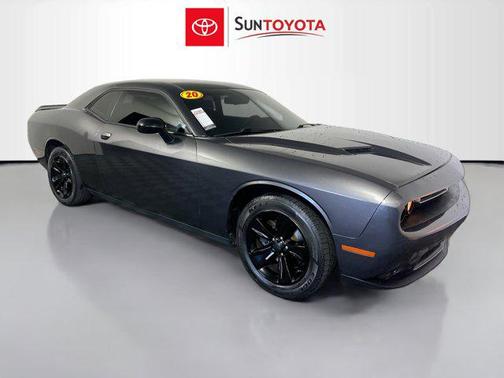 2020 Dodge Challenger SXT