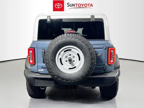 AZURE GRAY MET TRI-COAT 2023 Ford Bronco Heritage Edition