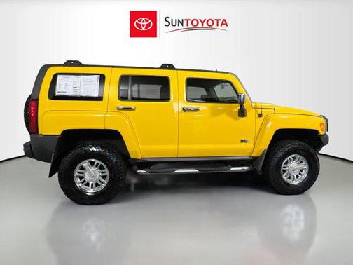 2006 Hummer H3 Base