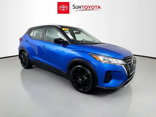 Electric Blue Metallic/Super Black 2024 Nissan Kicks SV