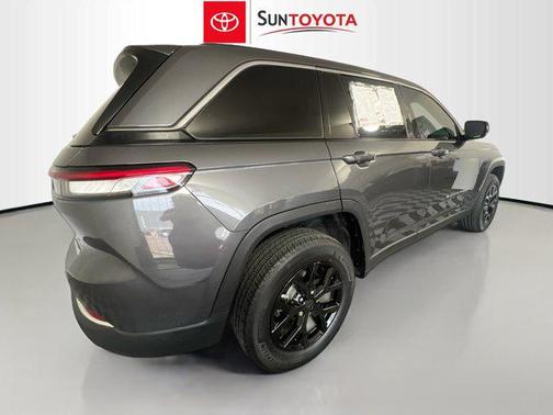 2023 Jeep Grand Cherokee Limited X