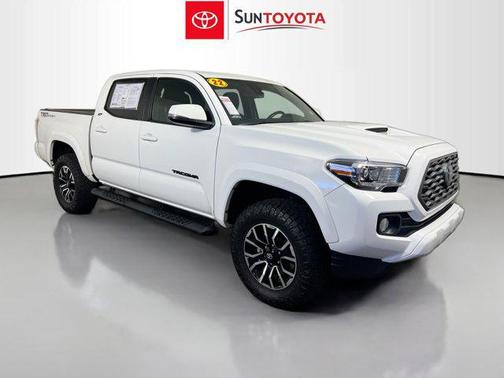 White 2022 Toyota Tacoma TRD Sport