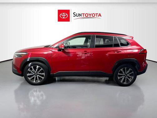 2024 Toyota Corolla Cross XLE