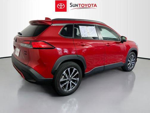 2024 Toyota Corolla Cross XLE