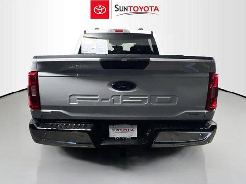 OXFORD WHITE 2021 Ford F-150 XLT